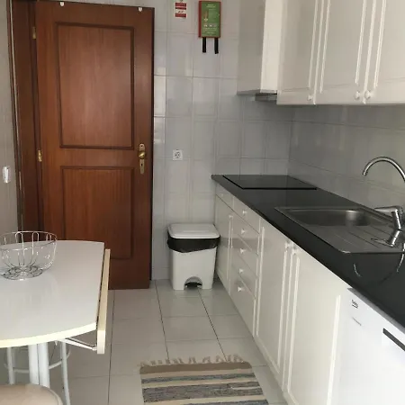 1a Atlantico - Casas & Papeis Armacao de Pera